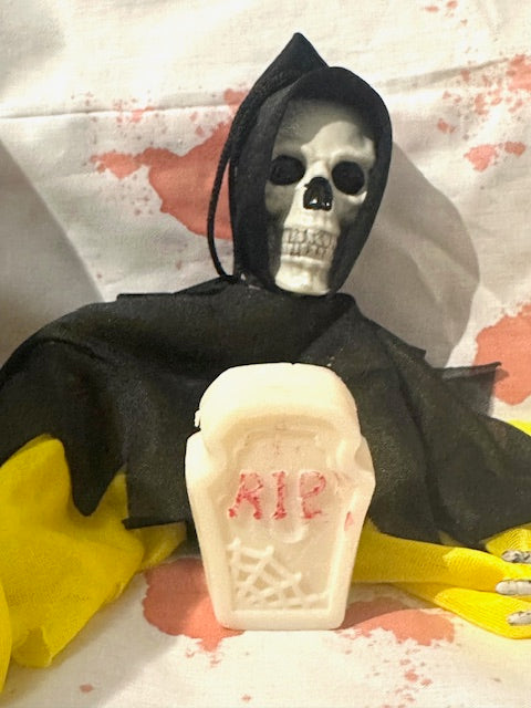 Tombes Collection Dark and Sweet