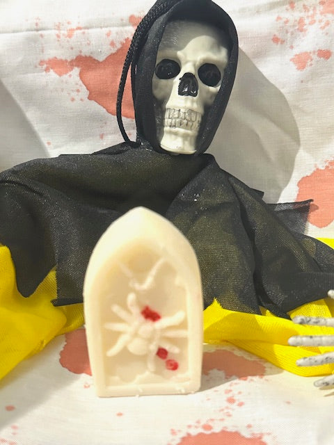 Tombes Collection Dark and Sweet